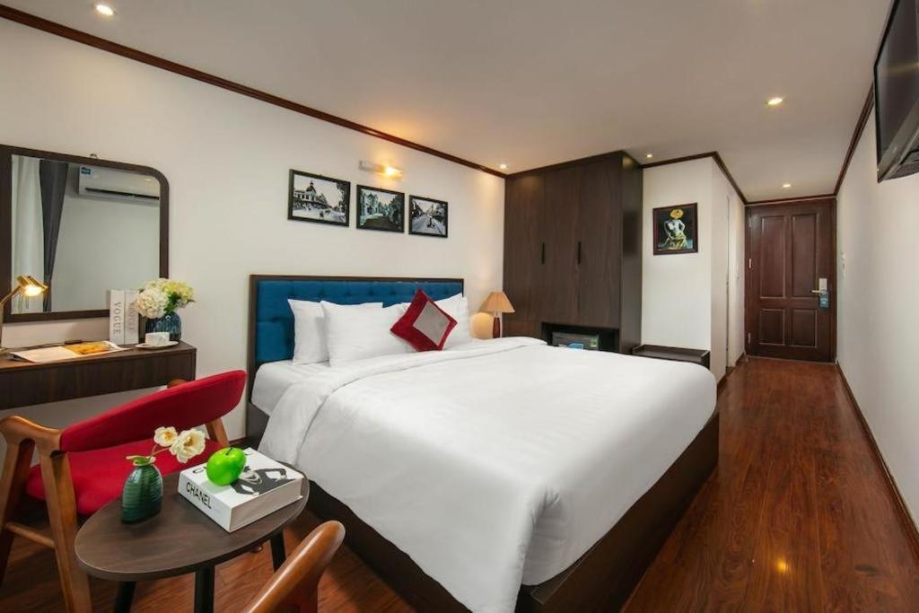 Serene Premier Hotel Ханой Экстерьер фото