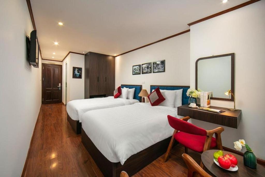 Serene Premier Hotel Ханой Экстерьер фото
